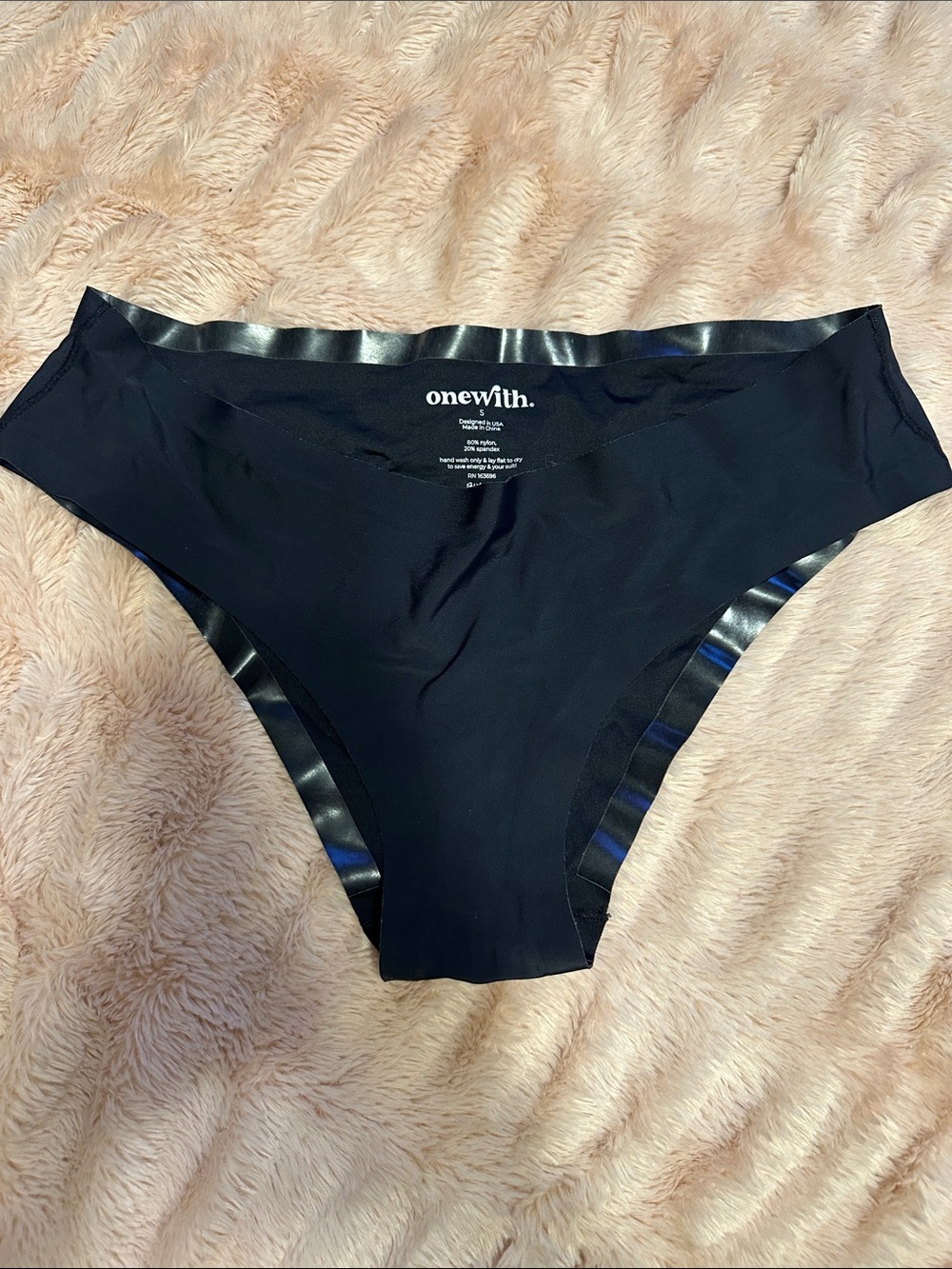 onewith Women's Black Seamless hipster Bikini Bottom Small with stay put edges